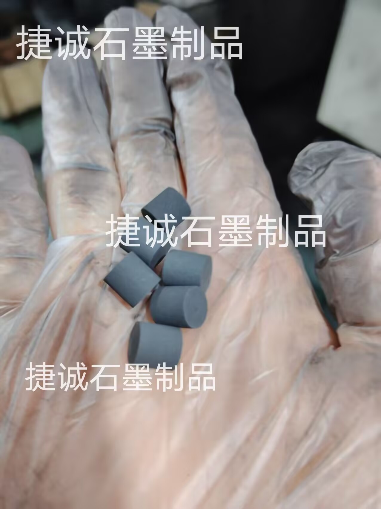 石墨柱，高纯石墨柱，精密石墨住，石墨加工，石墨制品加工，石墨制品，精密石墨制品，高纯石墨制品，石墨柱加工，石墨柱加工厂，石墨柱生产厂家，石墨制品生产厂家